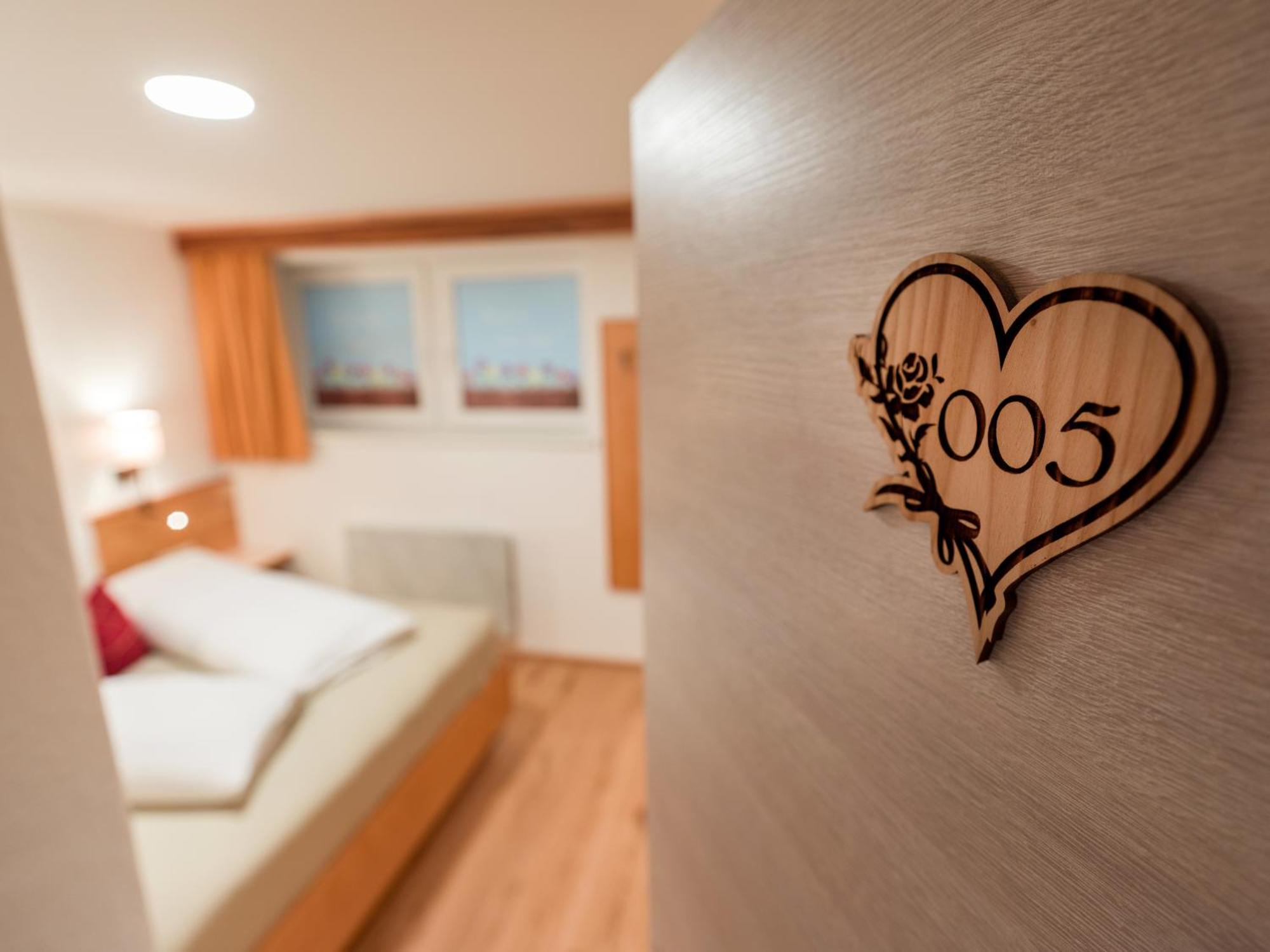 Hotel Ritterhof 엘마우 외부 사진