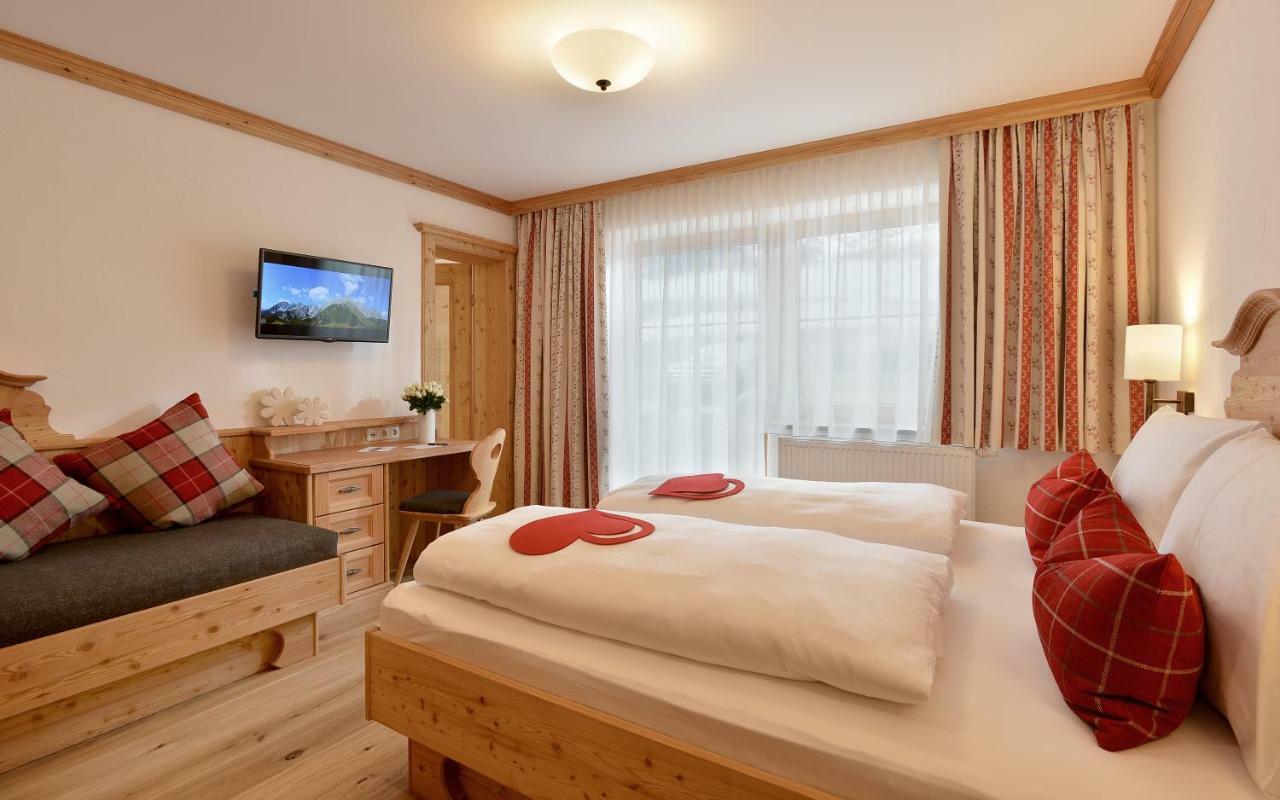 Hotel Ritterhof 엘마우 외부 사진